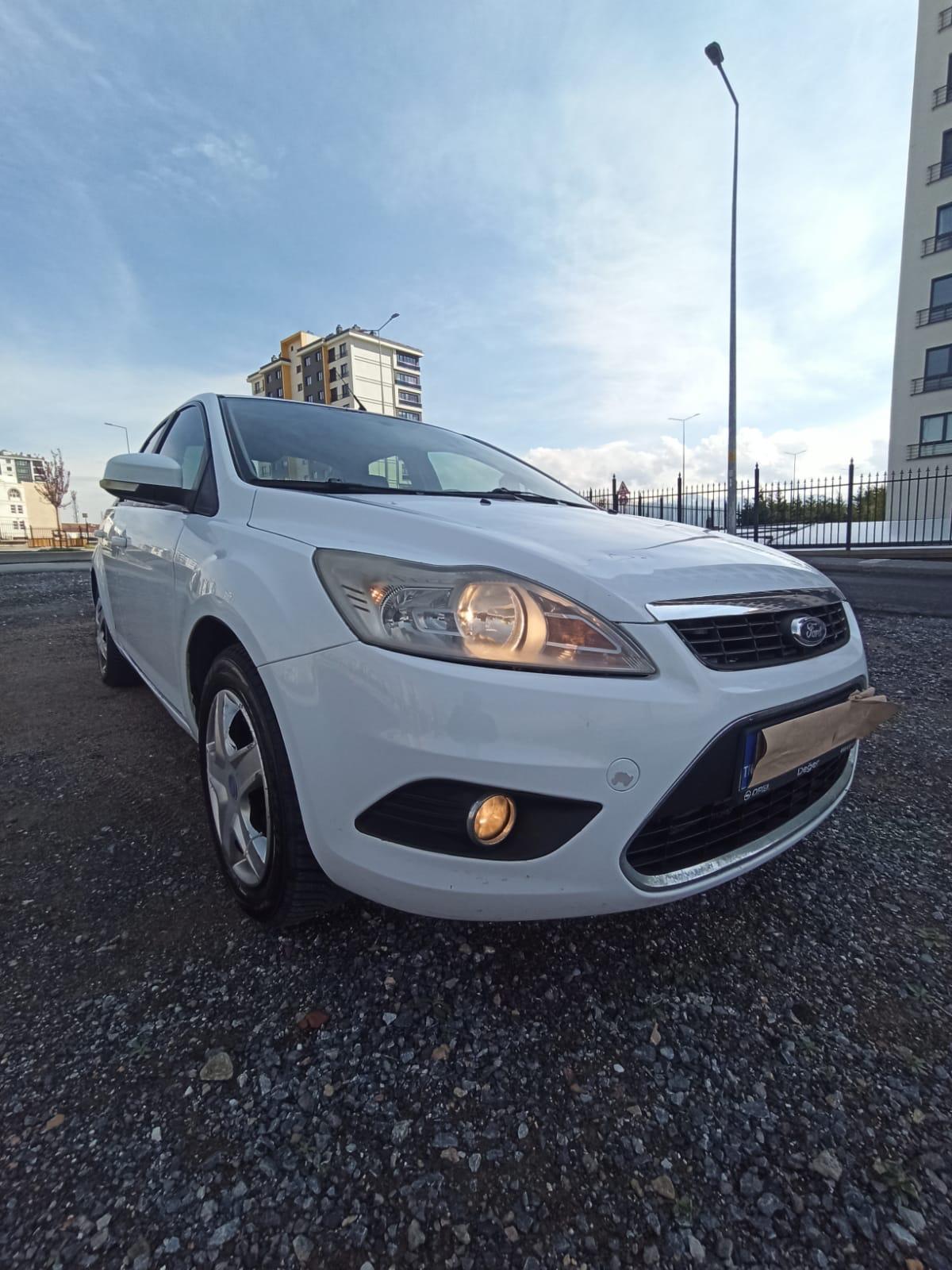 FORD FOCUS 13